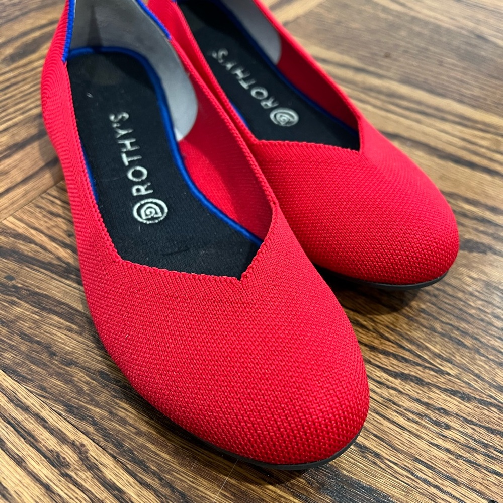 Red Rothy's